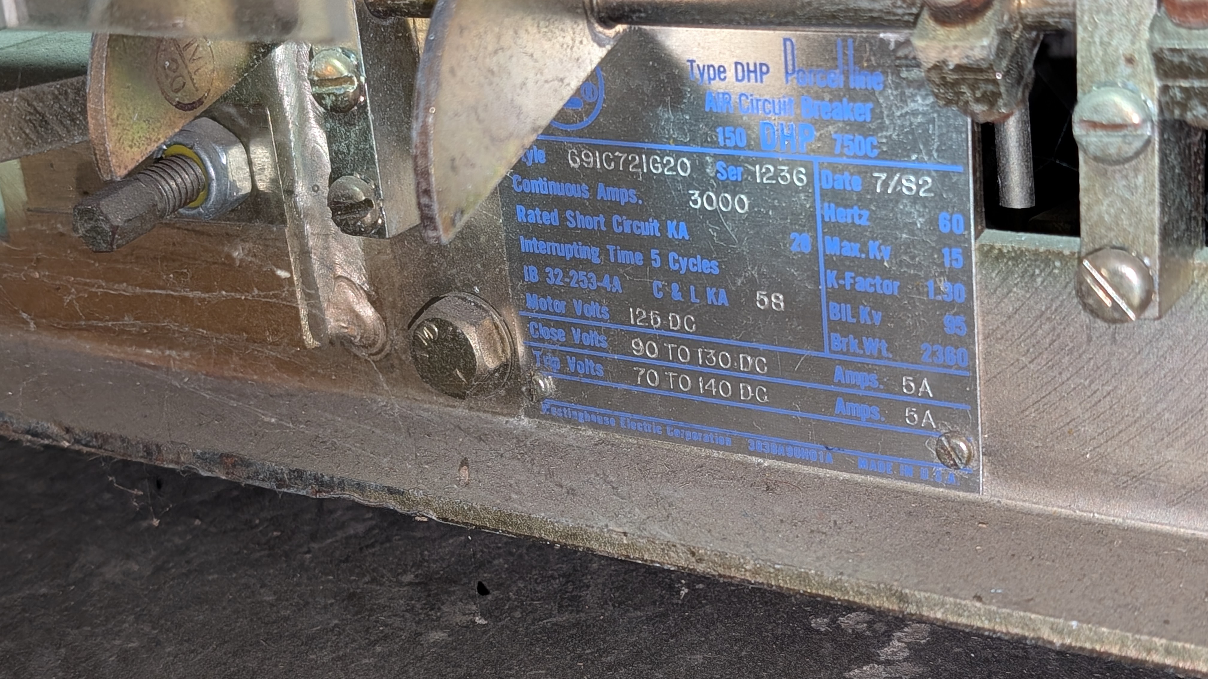 150-DHP-750C air circuit breaker 3000A 125DC, photo 2 of 12