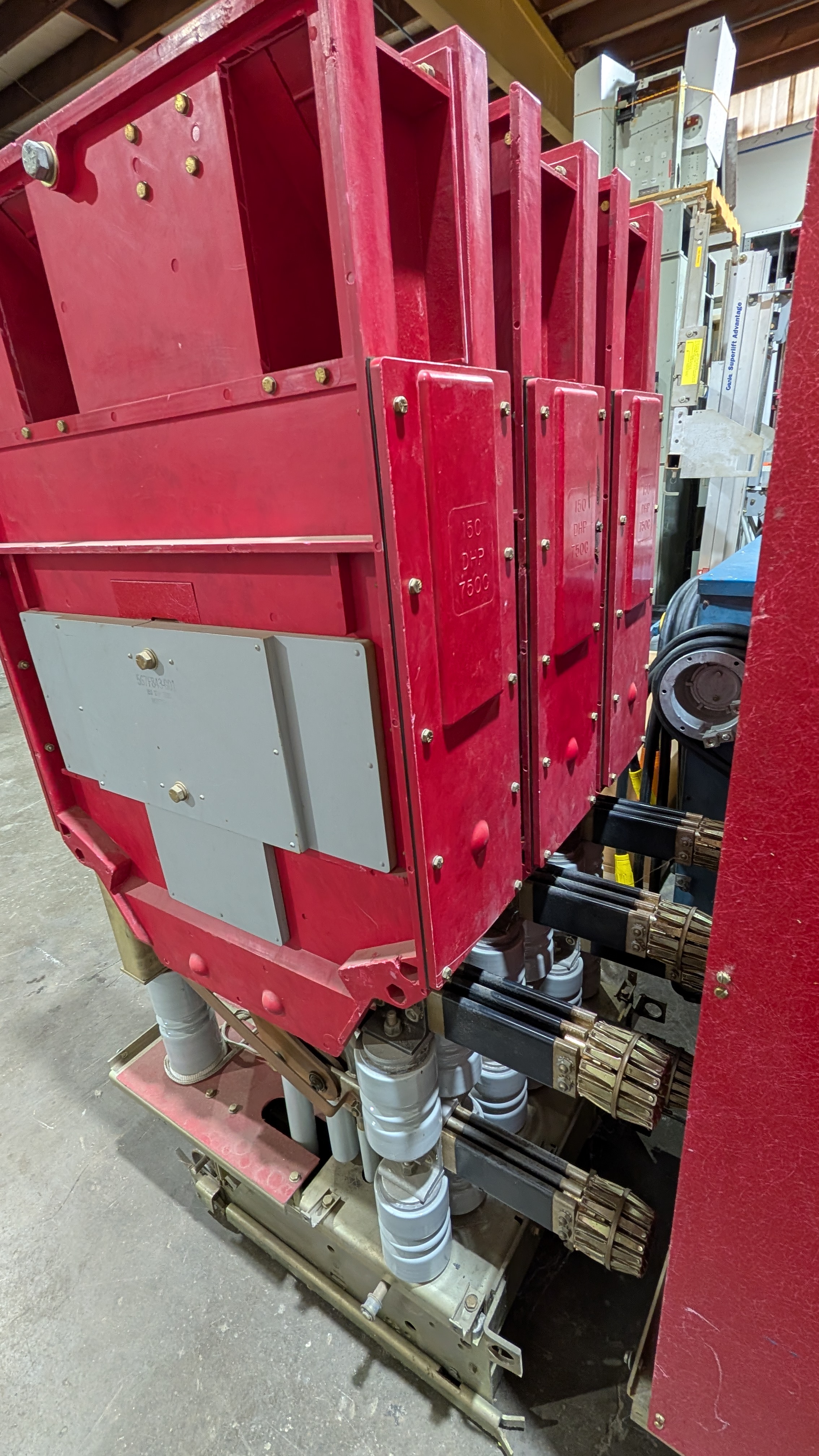 150-DHP-750C air circuit breaker 3000A 125DC, photo 8 of 12