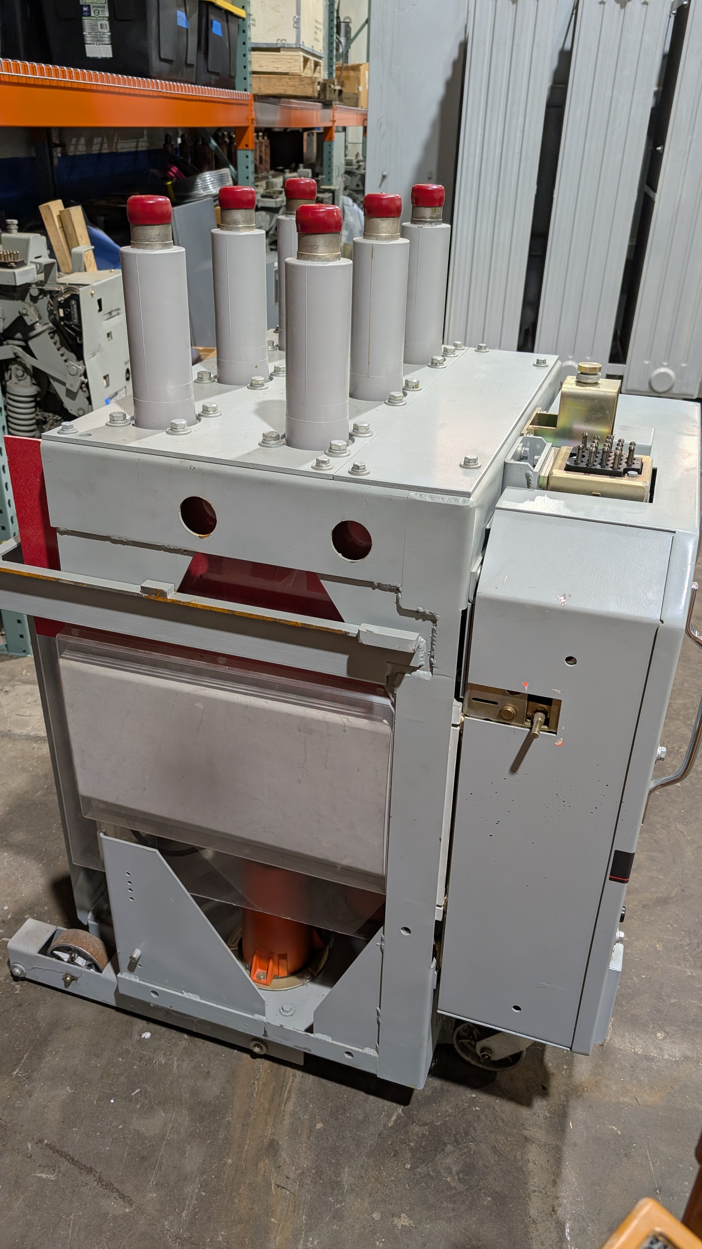 Power/Vac VL breaker 2800A 15kV 60hz, photo 9 of 12