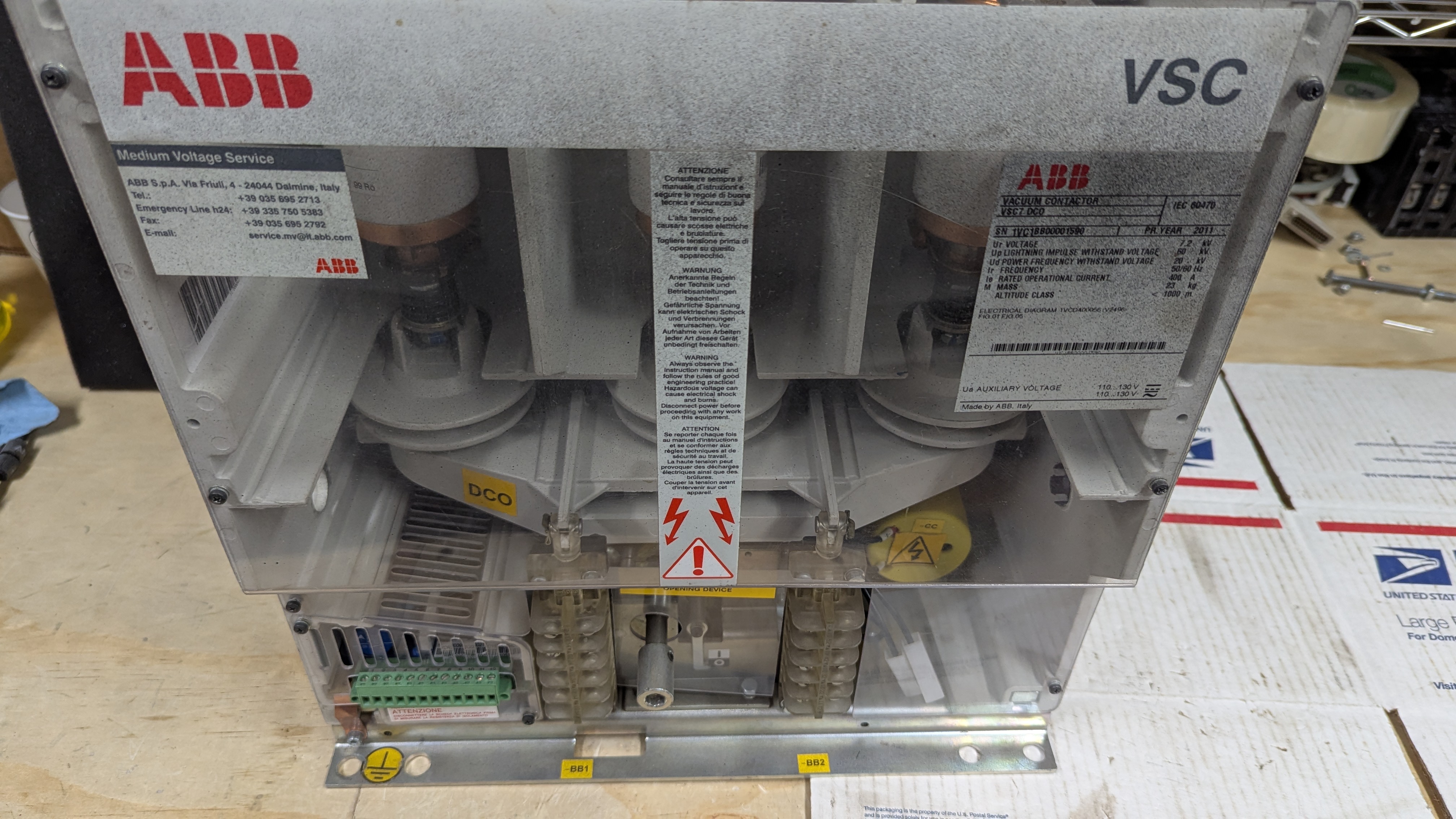 medium voltage vacuum contactor, photo 4 of 12